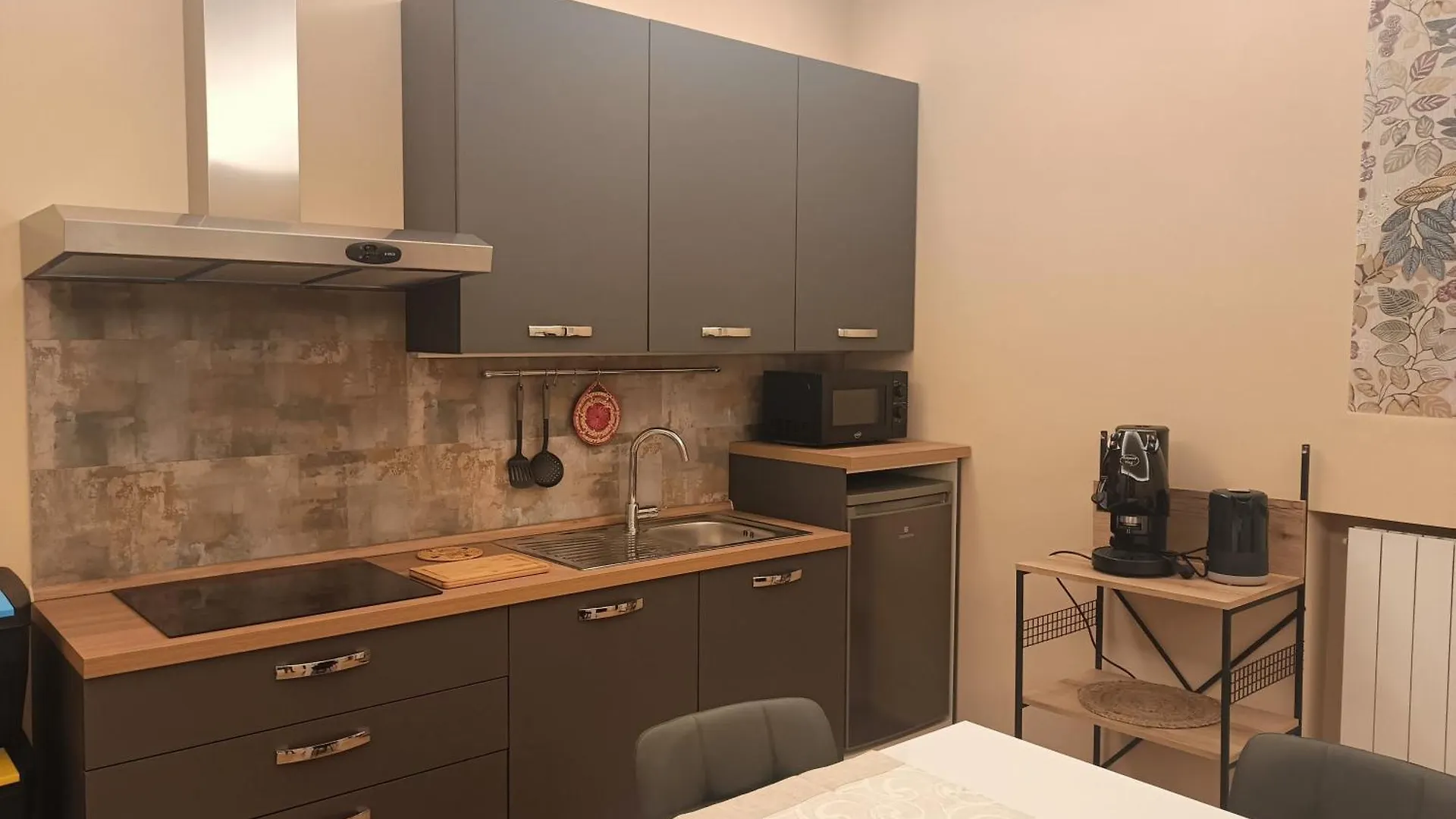 Borgese Apartments Palermo Italy