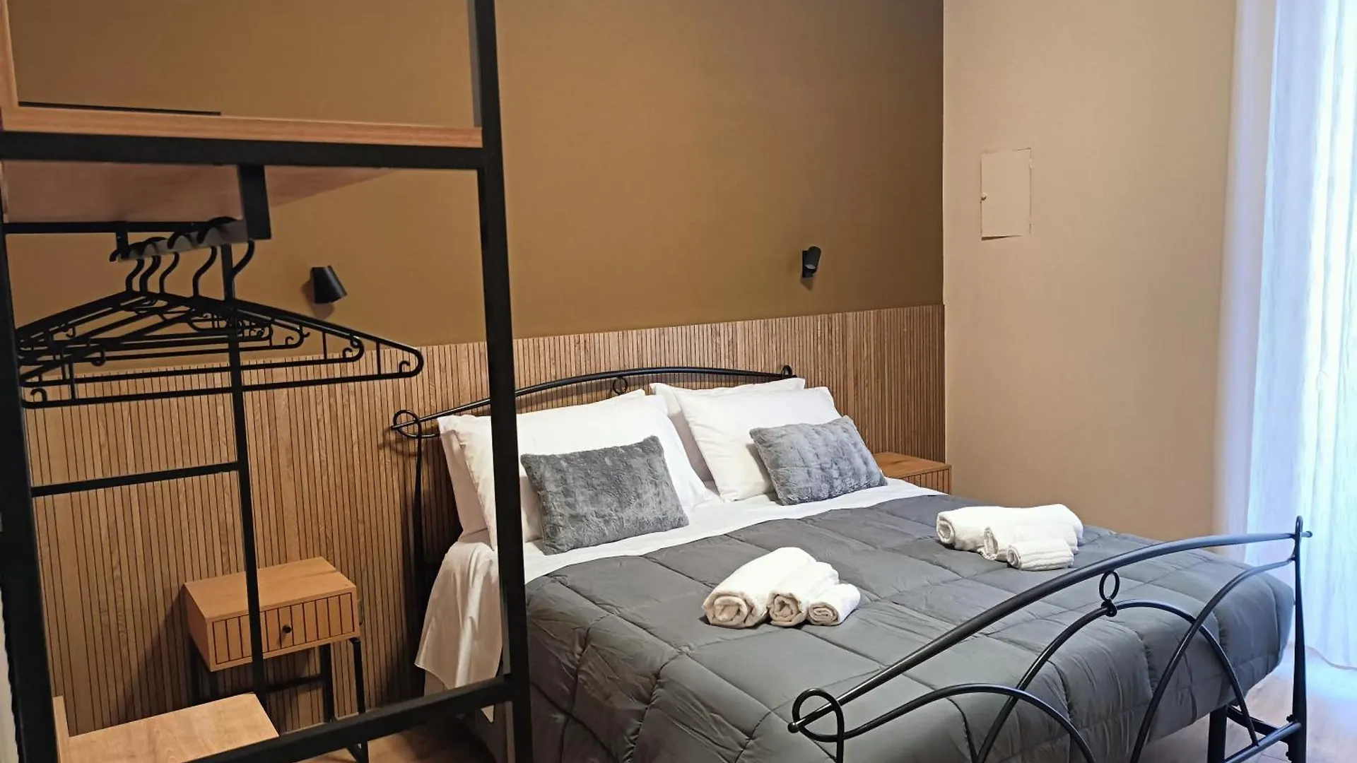 Borgese Apartments Palermo Italy