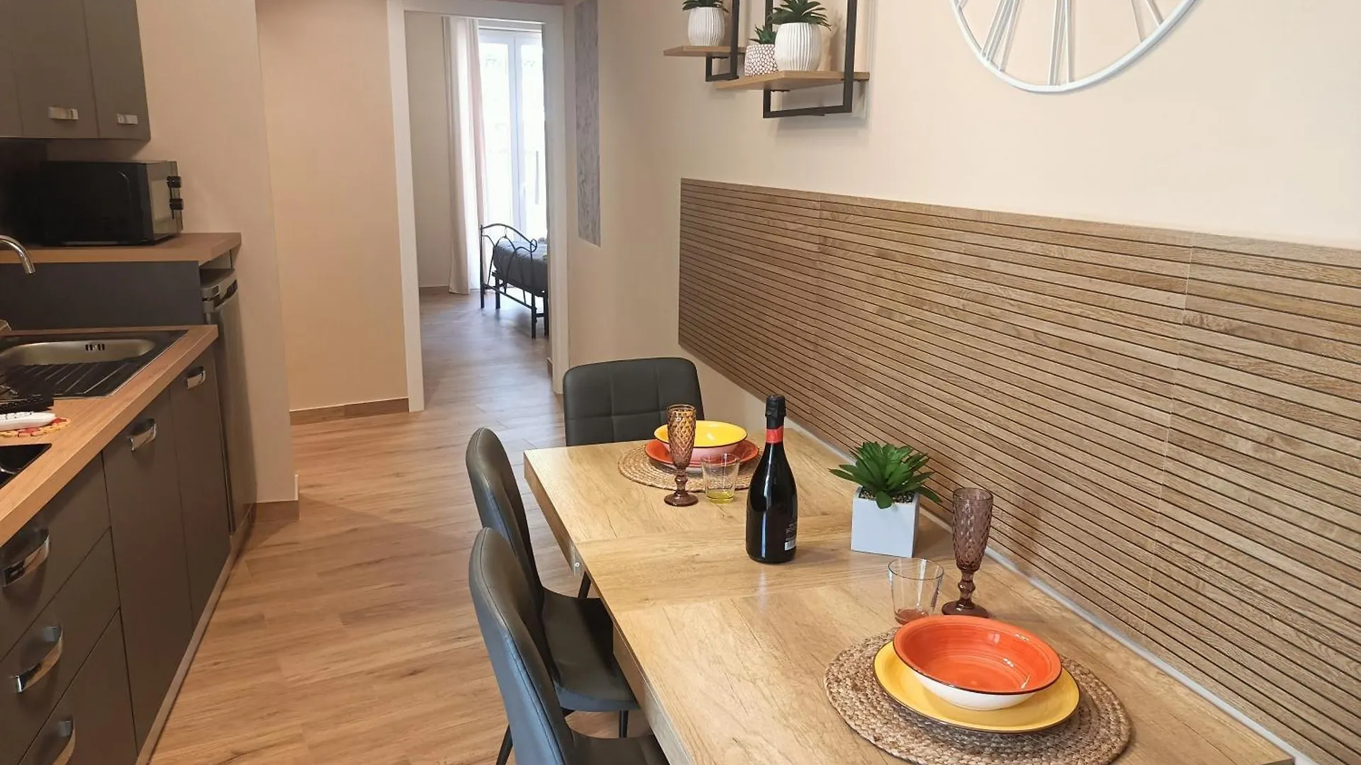 Borgese Apartments Palermo 0*,  Italy